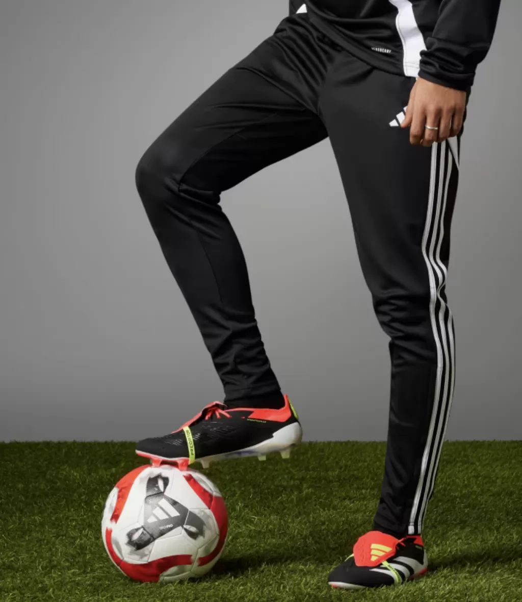 Бутсы профессиональные Adidas Predator Elite FT FG